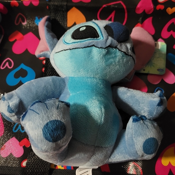 Stitch Disney Bundle of New 4 Items: Pen, Acyrlic Stand, Stuffed Doll, Figurine - Picture 4 of 9